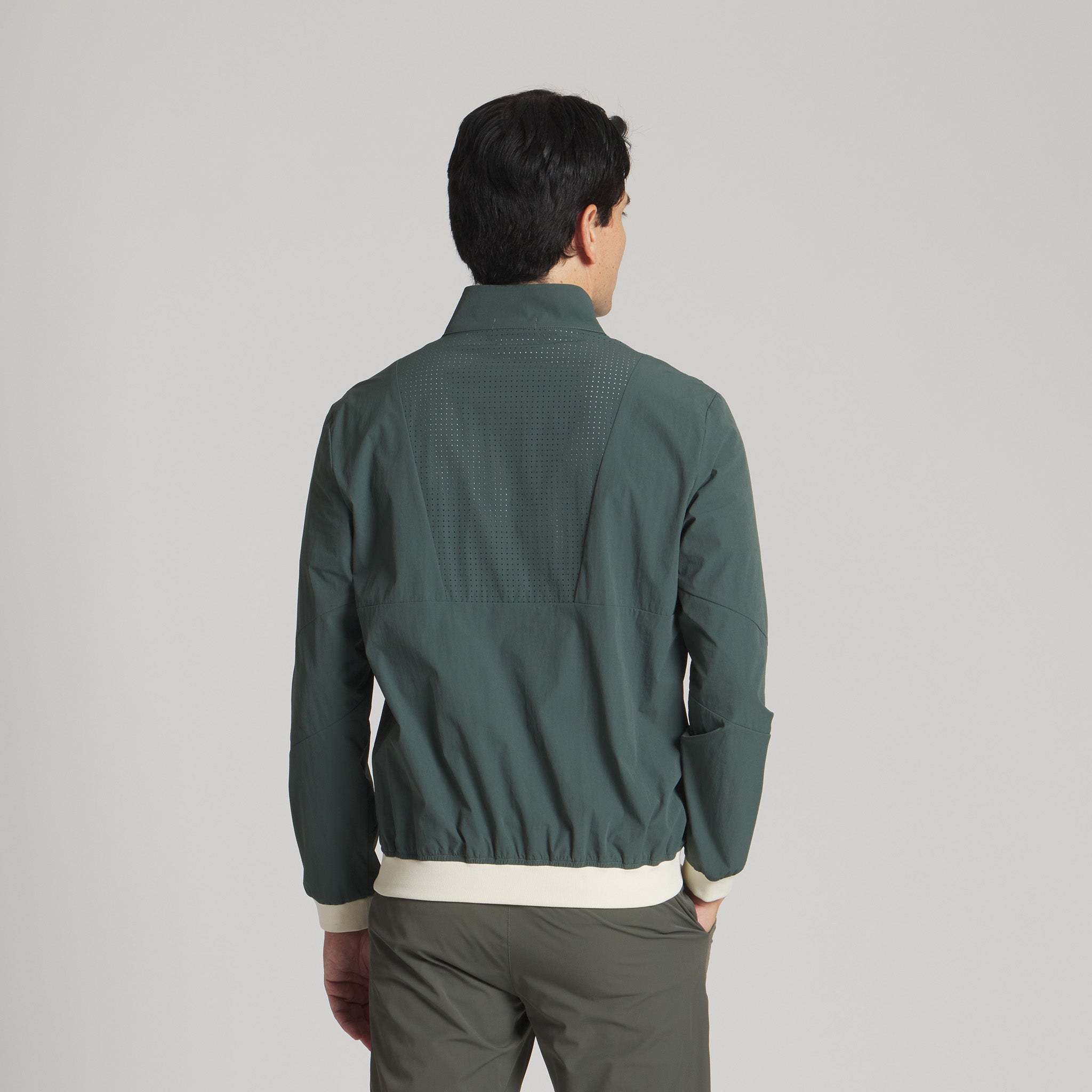 The Breaker Jacket#Color_Pine Fog