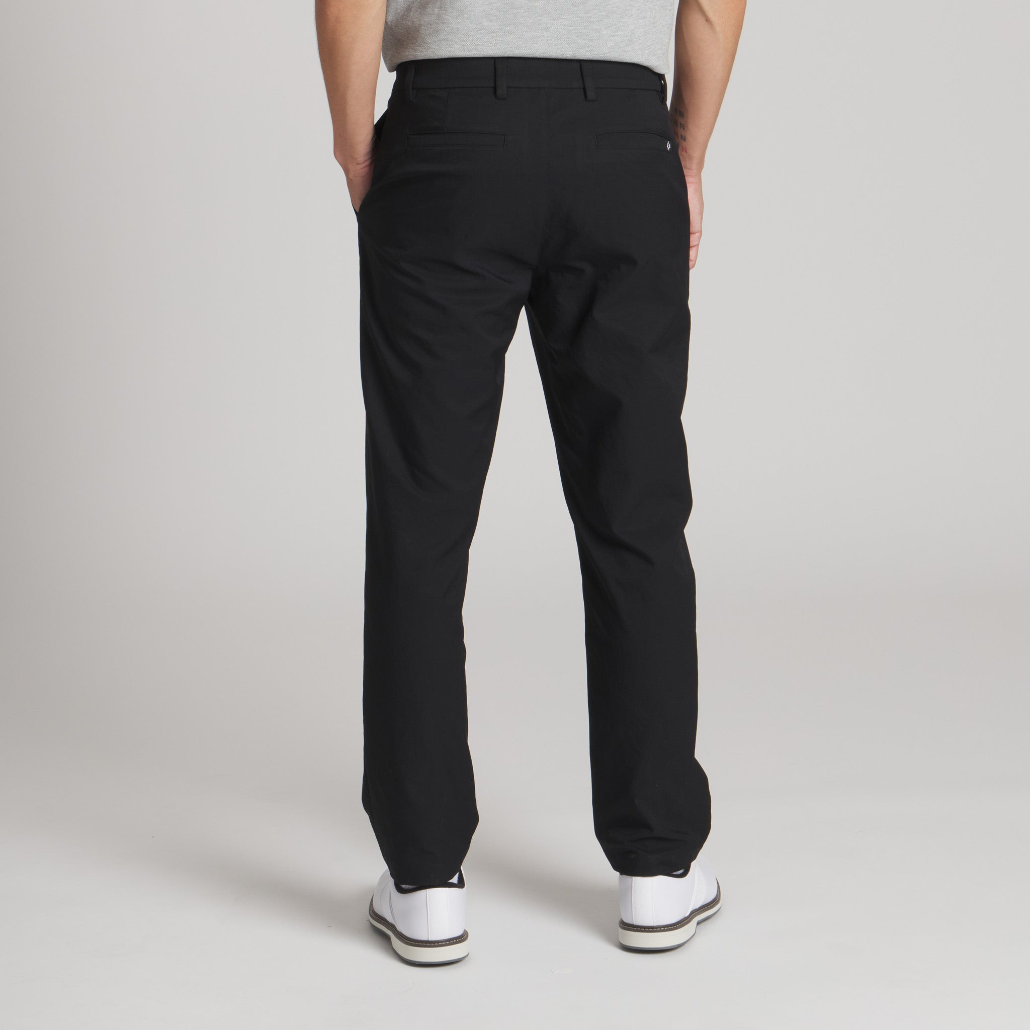 The Daily Chino#Color_Black