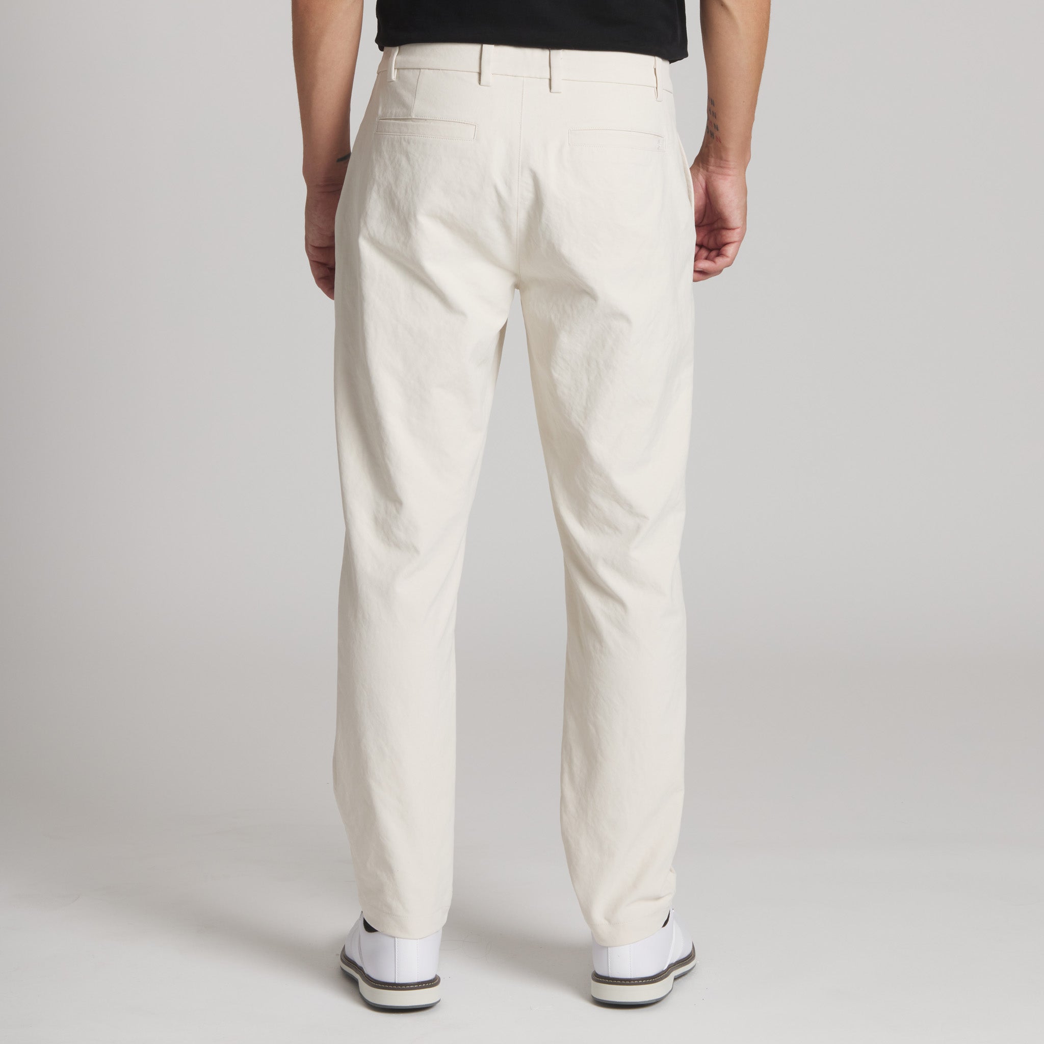 The Daily Chino#Color_Ivory