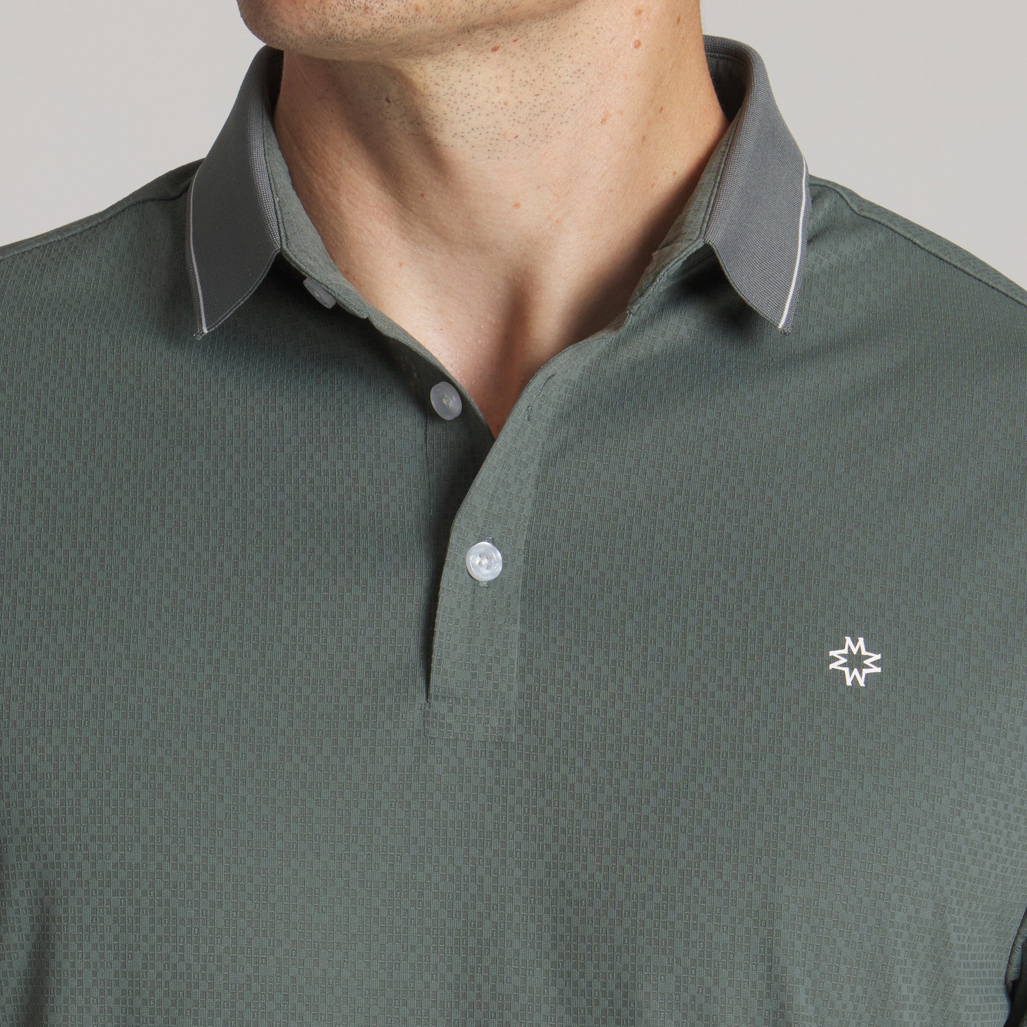 The Drive Polo#Color_Evergreen Fog