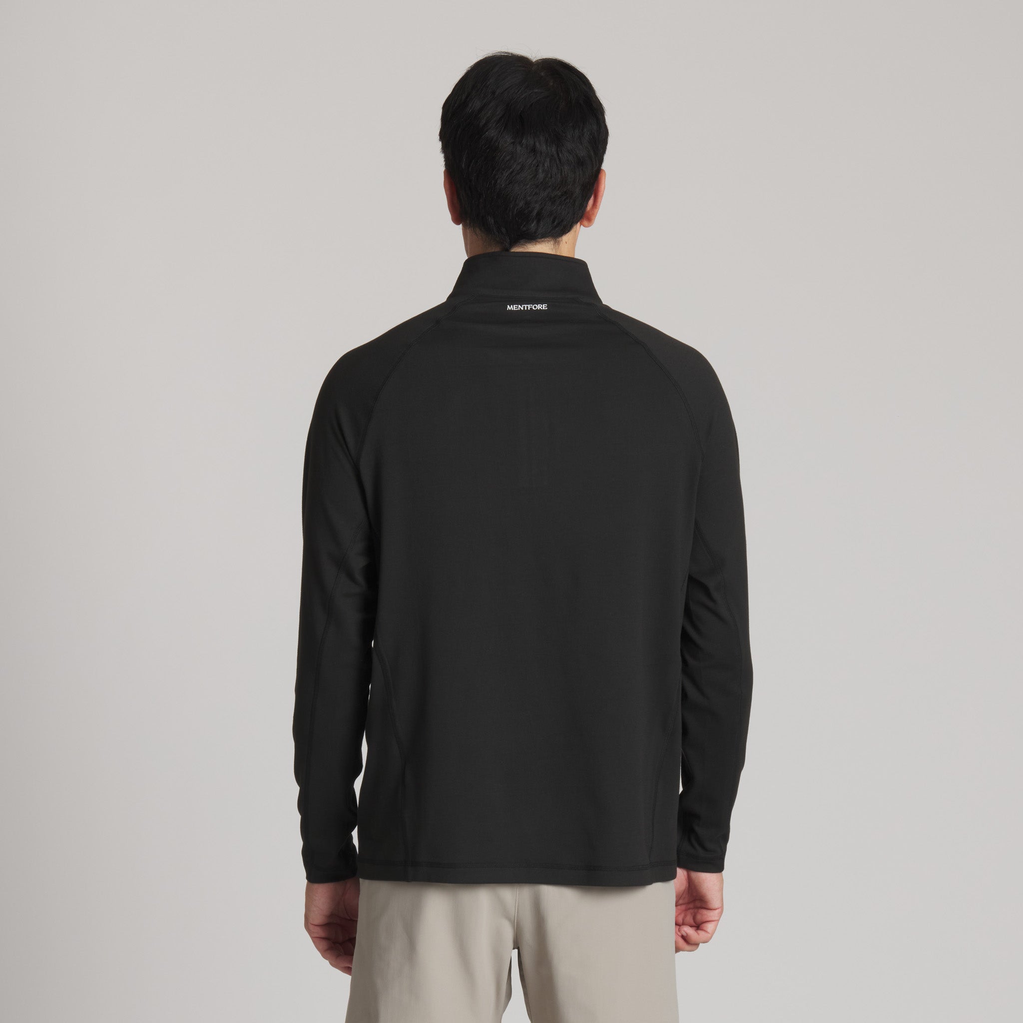 The Pursuit Q-Zip#Color_Black
