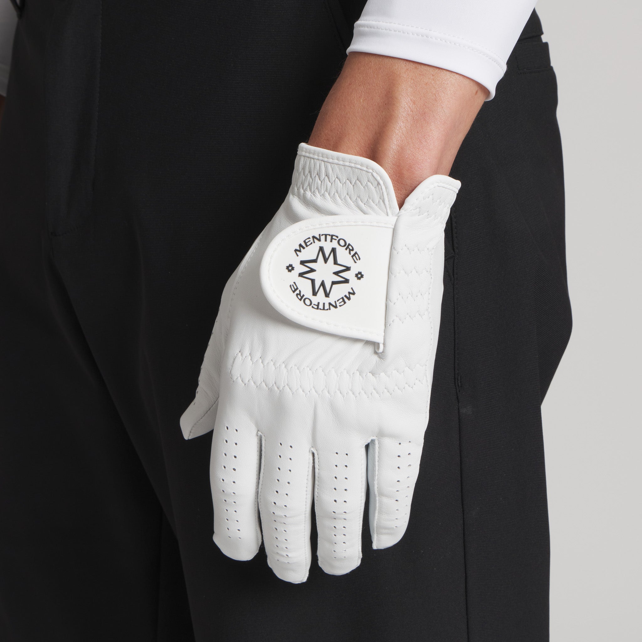 Mentfore Golf Glove
